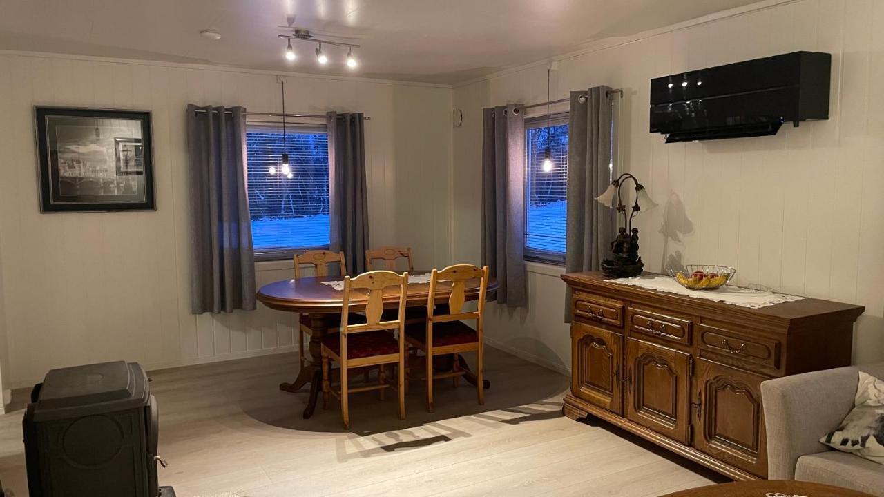 Koselig Hus I Sentrum Av Olderfjord Russenes Екстериор снимка