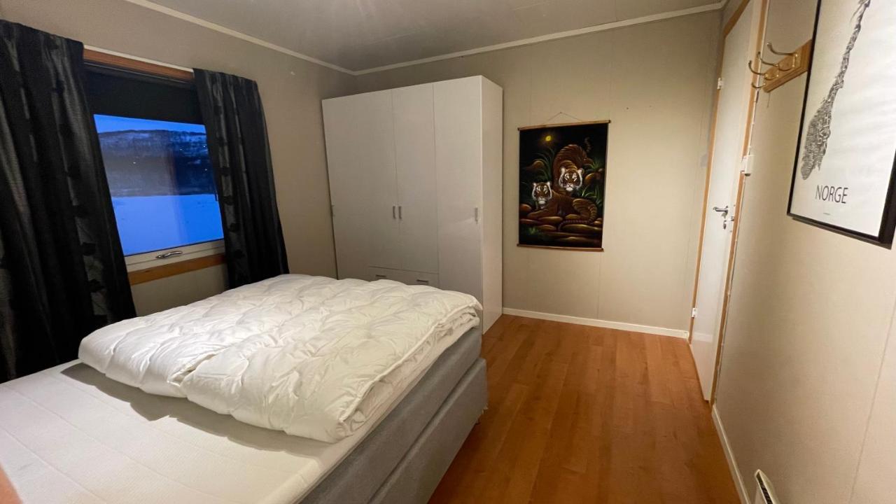 Koselig Hus I Sentrum Av Olderfjord Russenes Екстериор снимка