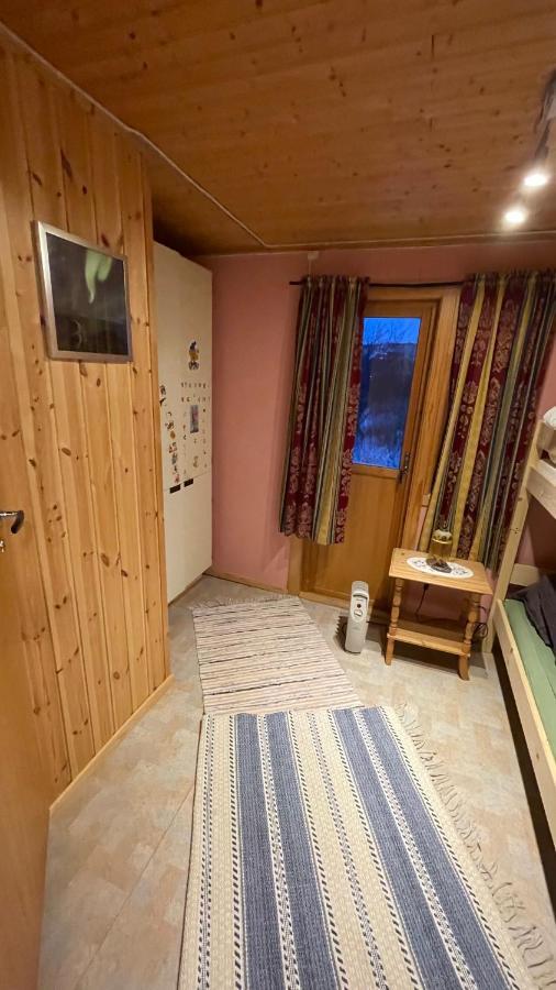 Koselig Hus I Sentrum Av Olderfjord Russenes Екстериор снимка